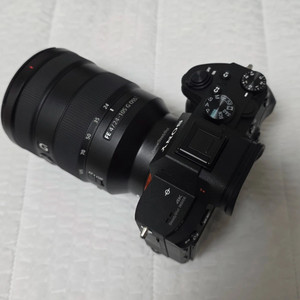 소니 A7M3 카메라 소니 FE 24-105mm (정품) 판매합니다. 이미지