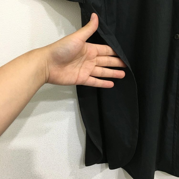 르베이지 실크배색 롱 셔츠 블라우스 이미지