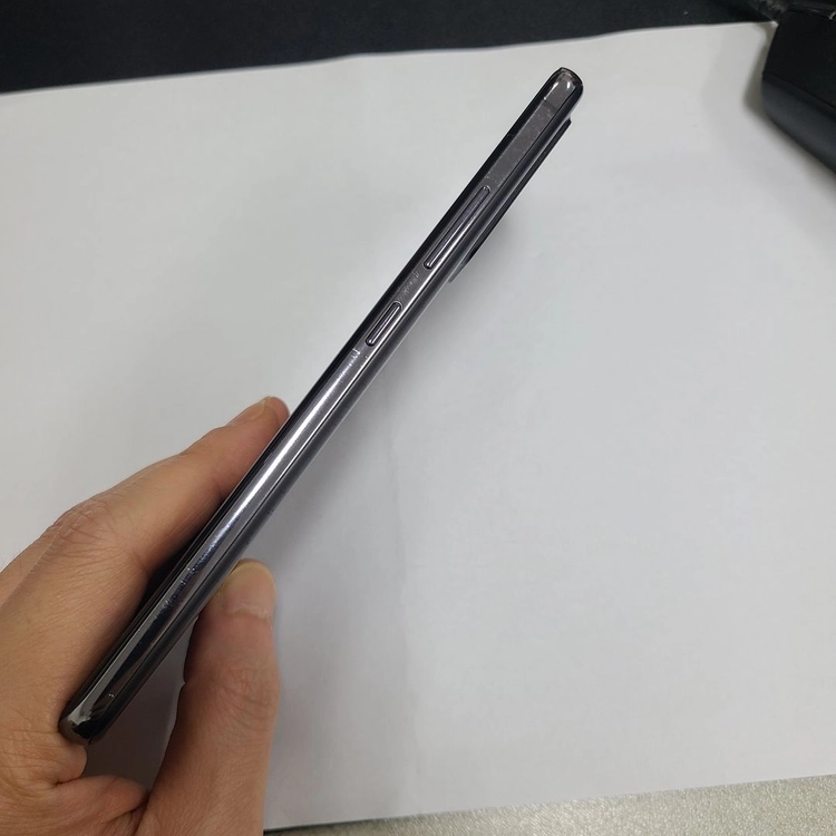 갤럭시퀀텀2 블랙 128GB SK 6램 기능정상 215152 이미지