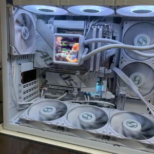 기가바이트 어로스 엘리트 b850m ice 발키리 gt 360 쿨러 lcd 리안리 엣지 1000w 플레티넘 화이트 이미지