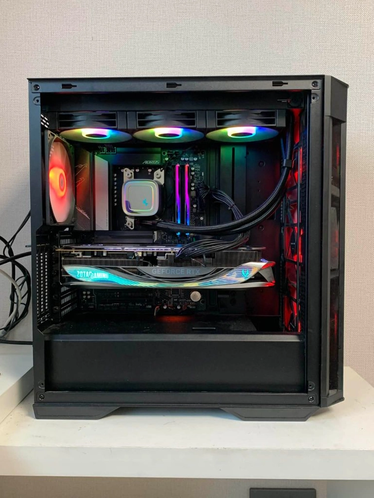 7800x3d rtx 4080super 게이밍 컴퓨터 본체 이미지