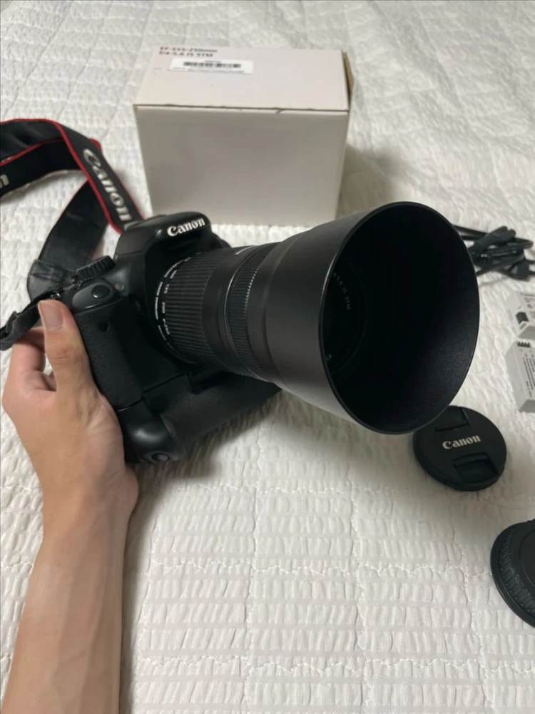 캐논 EOS 550D 망원 풀세트 판매(55-250mm STM 망원 렌즈 + 세로그립) 이미지