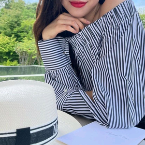 새상품 막스마라 ㅡ오프숄더형 코튼 블라우스 이미지