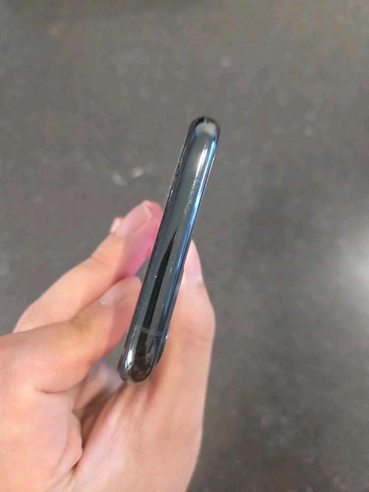 아이폰 11프로 256GB 미드나이트 그린 이미지