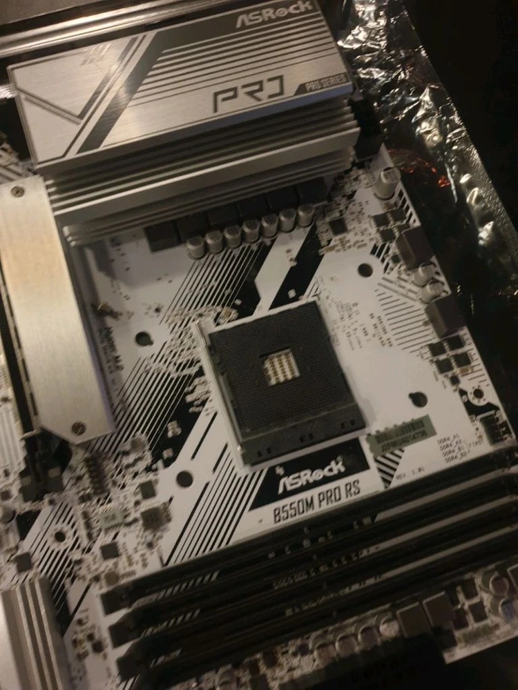 ASRock B550M PRO RS 메인보드 이미지