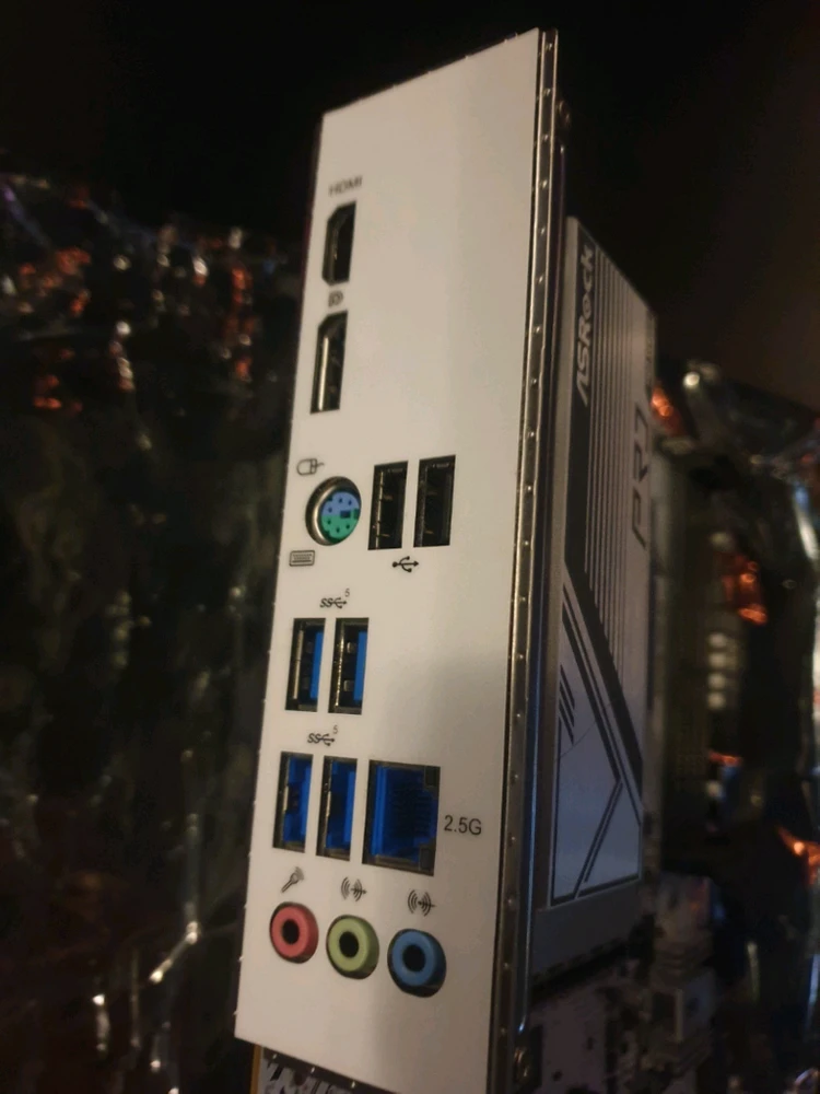 ASRock B550M PRO RS 메인보드 이미지