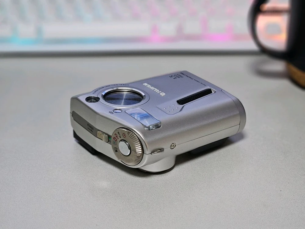 후지필름 z1700 라이카 동일모델 디카 이미지