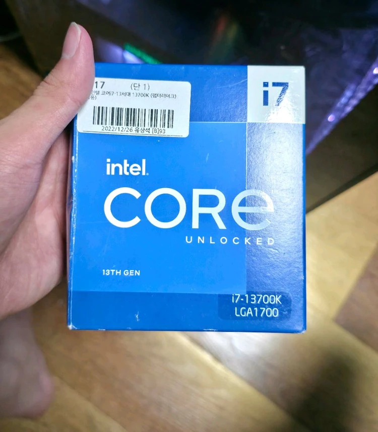 인텔 i7 13700k + 기가바이트 Z790 AORUS ELITE 어로스 엘리트 이미지