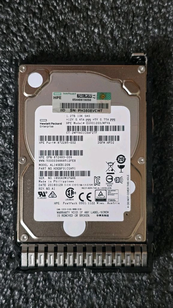 HPE 1.2TB 10K SAS 하드디스크 2.5 이미지