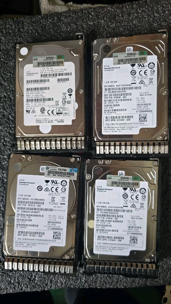 HPE 1.2TB 10K SAS 하드디스크 2.5 이미지