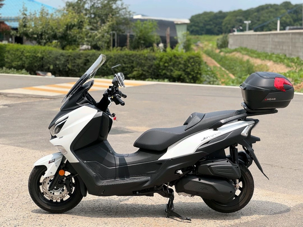 SYM조이심300/24년식/2천키로/360만원/신차급차량 이미지