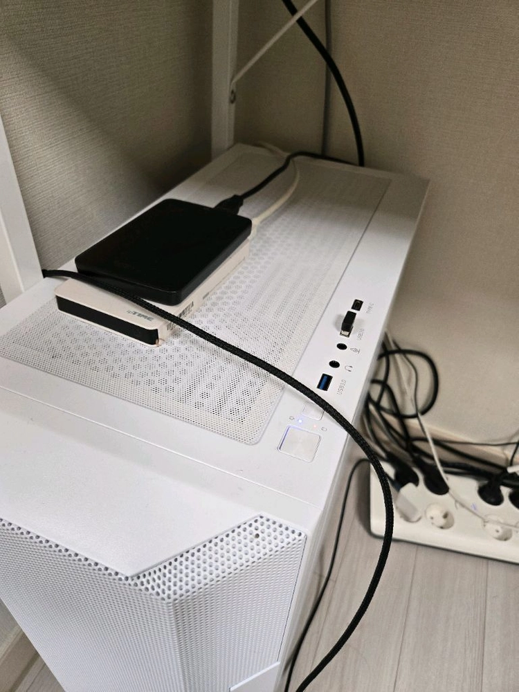 고사양 게이밍 PC RTX4060 / Ryzen7 5700X / 32GB / 1TB 이미지