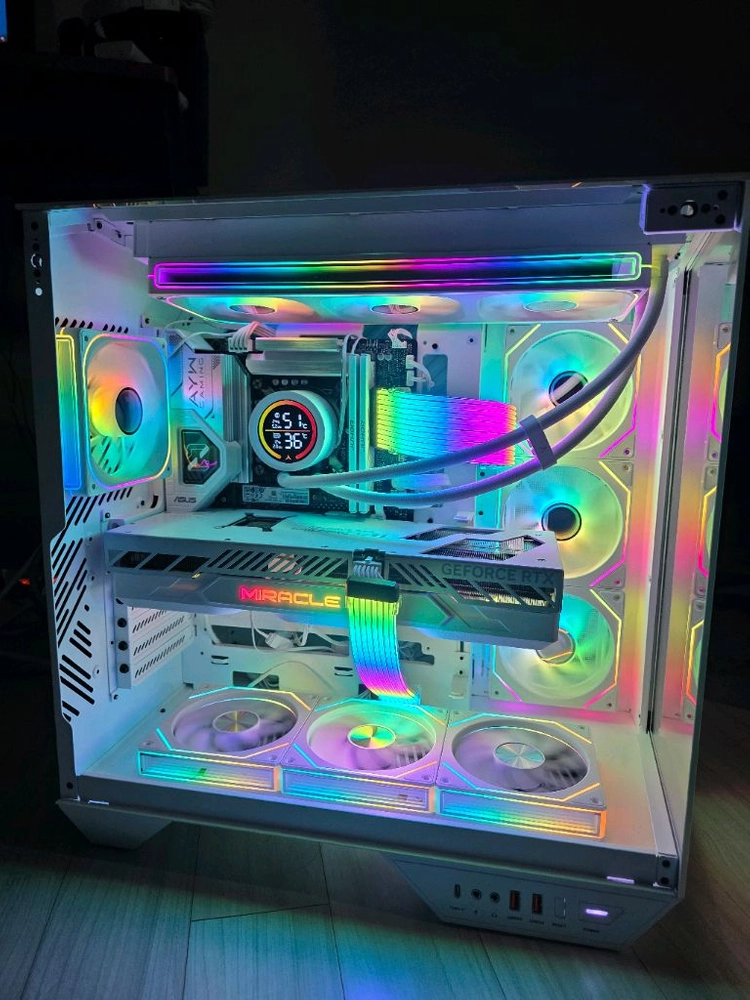 인텔 울트라7 265K RTX5080 올화이트 준신품PC 이미지