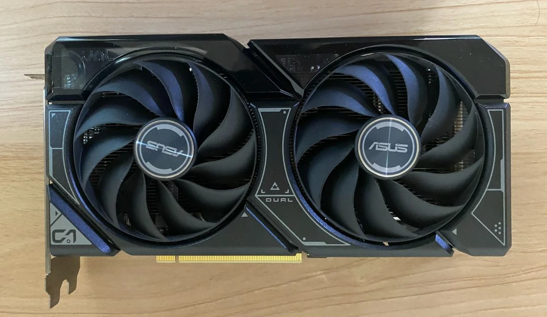 ASUS DUAL RTX 4060 8gb 그래픽카드 - 안심되는 중고거래