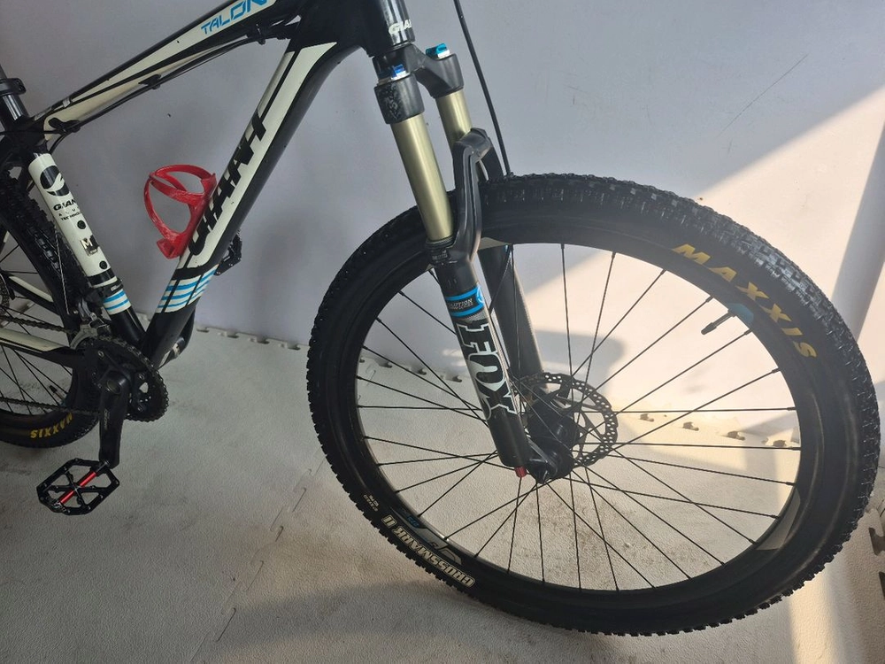 자이언트 타론(Giant Talon) 27.5인치 하드테일 MTB 자전거 이미지