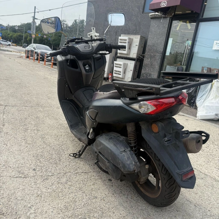 오토바이) 21년식 nmax 판매합니다 이미지