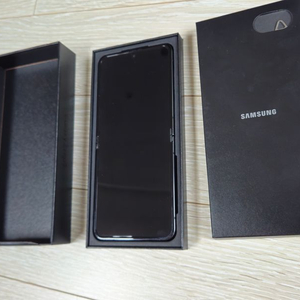 삼성 갤럭시 Z 플립5 512GB 블랙 올갈이 풀박스 비닐도 안땐 제품 서울 건대입구 직거래 이미지