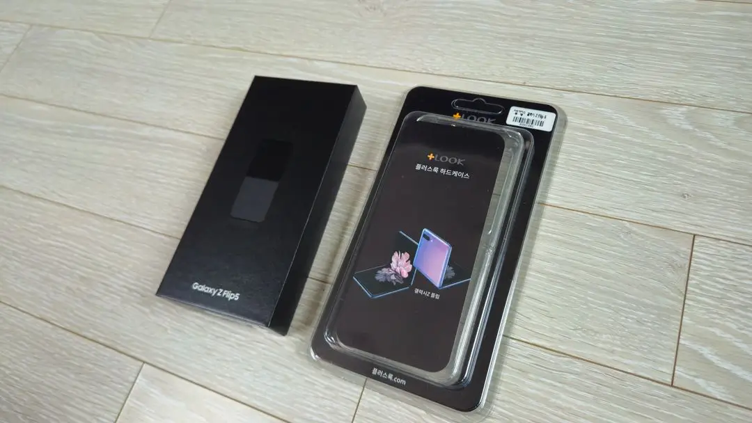 삼성 갤럭시 Z 플립5 512GB 블랙 올갈이 풀박스 비닐도 안땐 제품 서울 건대입구 직거래 이미지