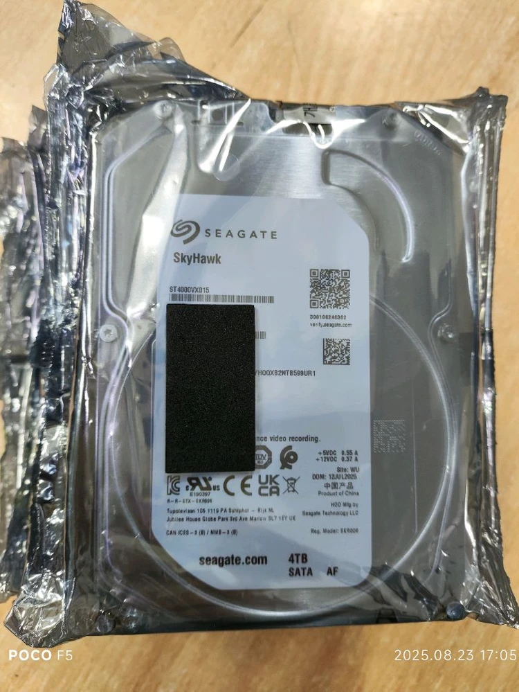 Seagate SkyHawk 4TB 하드디스크 새 제품 이미지
