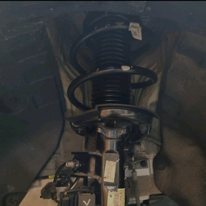 (삽니다) 구 g70 프론트 ecs(전자서스 펜션) 4륜 삽니다 이미지