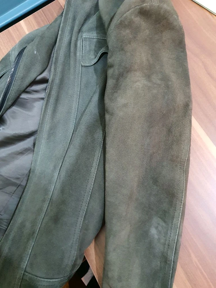타임옴므 스웨이드 자켓 95 카키색 판매합니다 ~~~! 이미지