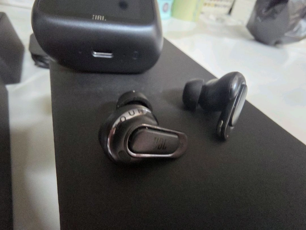 삼성공식파트너 JBL TOUR PRO3 노이즈캔슬링 블루투스 이어폰 이미지