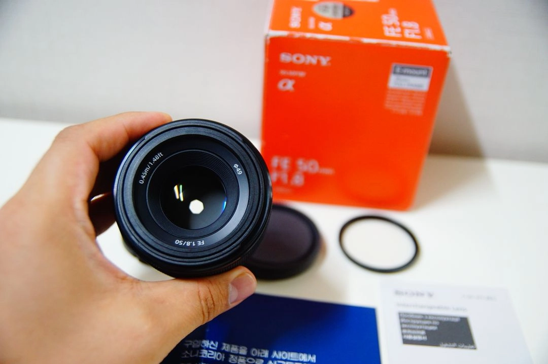 [소니] FE 50mm f1.8 풀프레임 여친렌즈팝니다. 이미지
