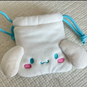 시나모롤 캐릭터 복조리 파우치 올리브영 정품 이미지