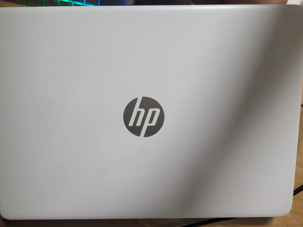 HP Laptop 라이젠3/20G/240기가 14인치 노트북 팝니다. 이미지