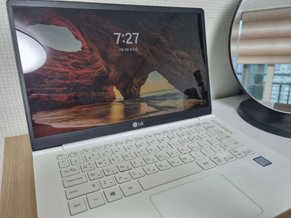 LG 그램 14인치 노트북 14Z990 i3-8145U 램8기가 SSD256GB 가성비 사무용업무용 노트북 이미지