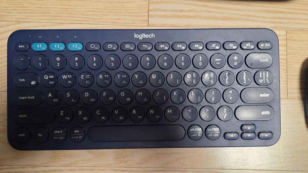 로지텍 K380 블루투스 키보드 + M337 마우스 + 전용 하드케이스 세트 이미지