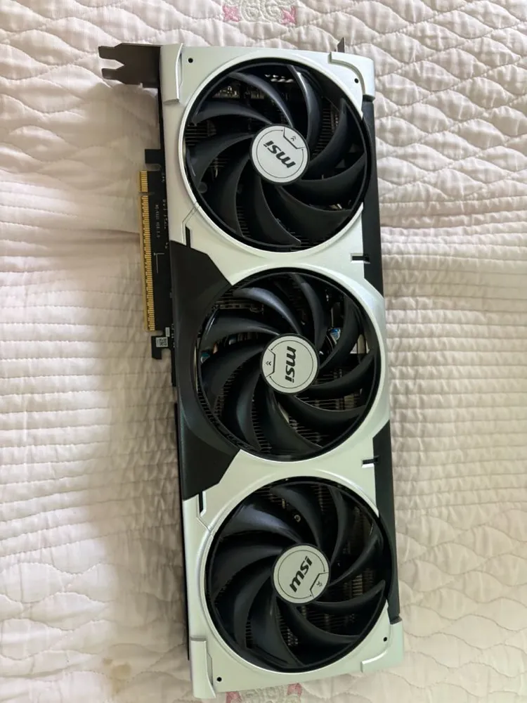 Msi 벤투스 RTX5080 16GB - 안심되는 중고거래