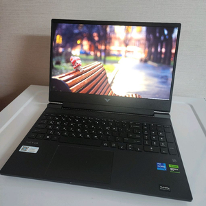 HP 빅터스 게이밍 노트북 15인치 (i7-13700H/16GB/RTX4050/144Hz) 판매합니다. 이미지