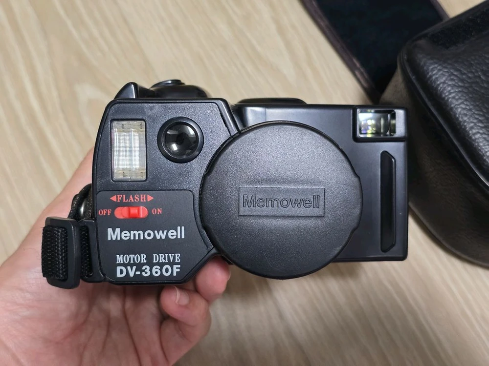 메모웰(Memowell) 모터드라이브 DV-360F 레트로 필름 카메라 - 안심되는 중고거래
