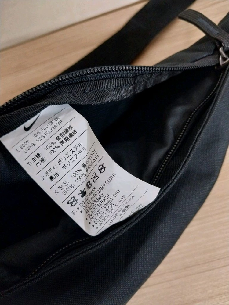 나이키 헤리티지 캐주얼 슬링백, 힙색, 웨이스트백 (블랙) 이미지