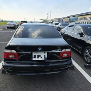 e39 525i(2002년식, 92000킬로) 1인신조 검정색 이미지
