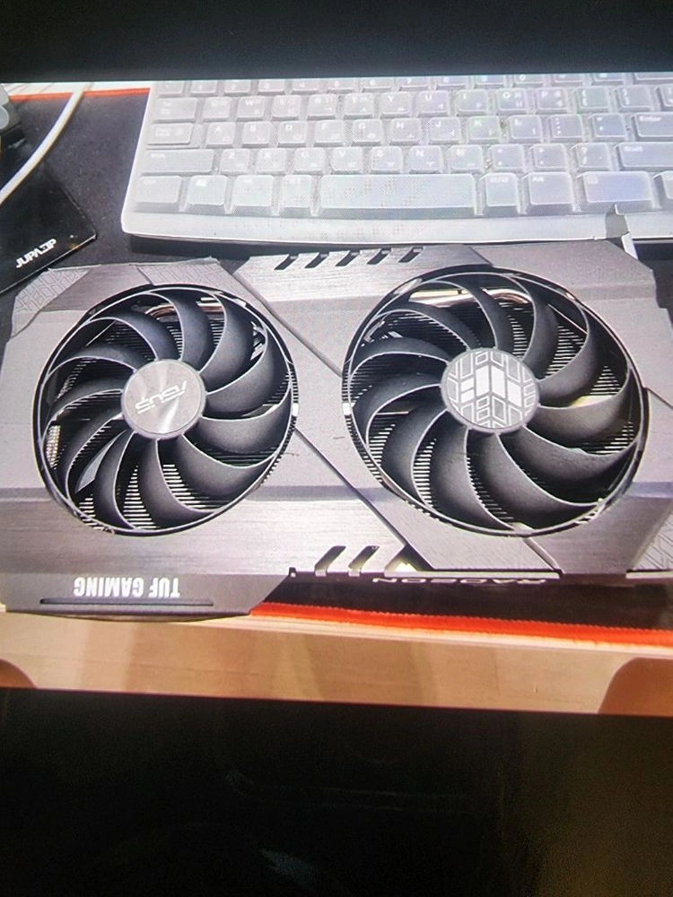 라데온 RX6500XT 이미지