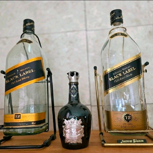 블랙라벨 4.5L 공병팝니다 이미지
