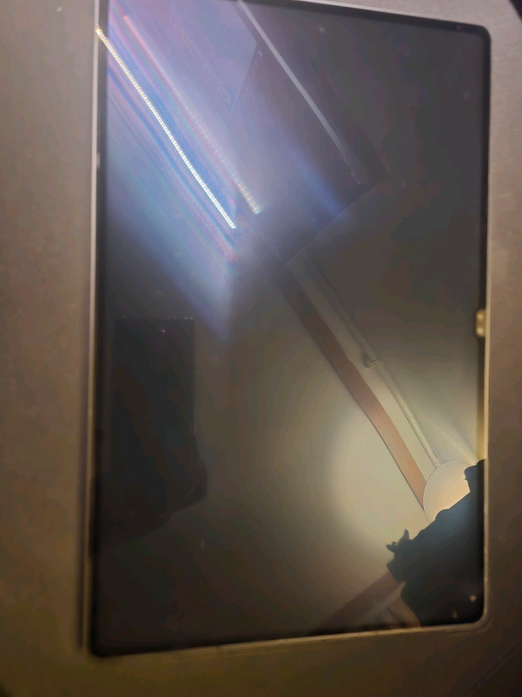 갤럭시 탭s9울트라+정품키보드케이스+정품북커버케이스 - 안심되는 중고거래