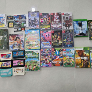 다양한 게임 타이틀 모음입니다- 닌텐도 스위치, XBOX, PS3, Wii, FC, SFC 게임 등 다양한 플랫폼의 이미지