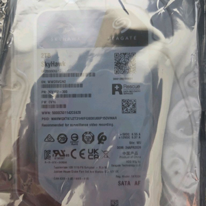 씨게이트 SkyHawk 2TB ST2000VX017 판매합니다 이미지