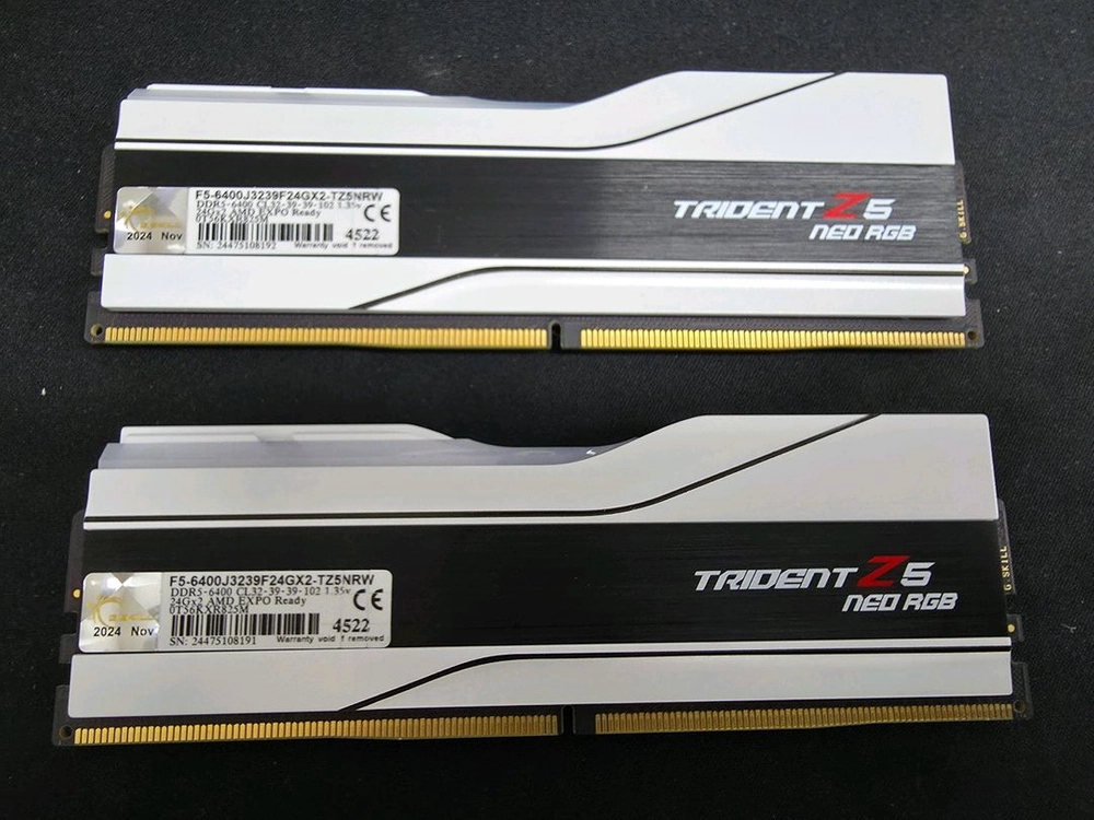 [RAM] 지스킬 DDR5-6400 CL32 TRIDENT Z5 NEO RGB 화이트 48GB (24GB x 2) 이미지