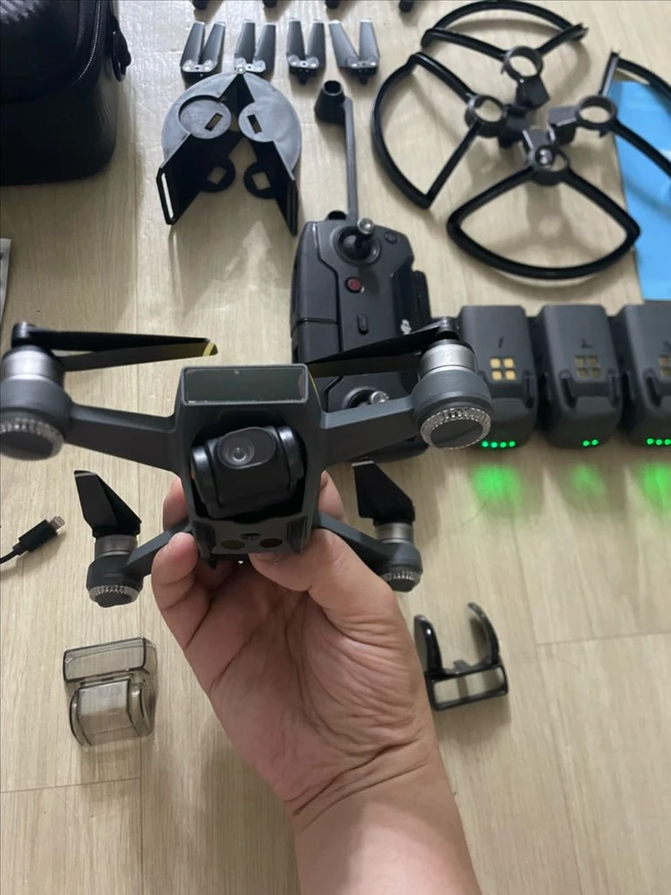 DJI 스파크 드론 옐로우 풀세트 이미지