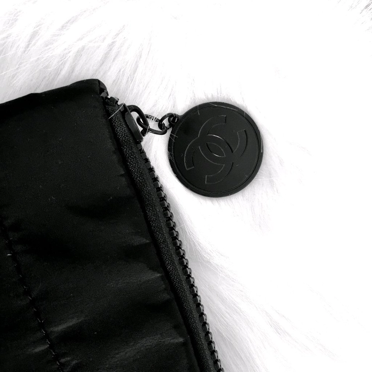 새상품 패딩 파우치 클러치백 데일리백 < 아이보리 > 이미지
