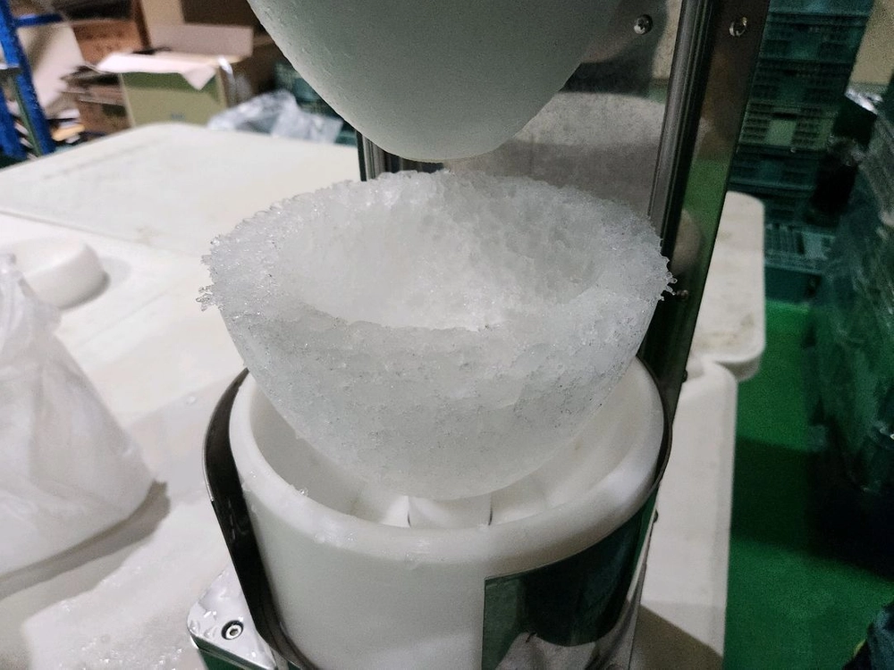 아카시덴코 업소용 얼음그릇 제조기 AK300 빙수그릇, 눈꽃빙수용 가능 이미지