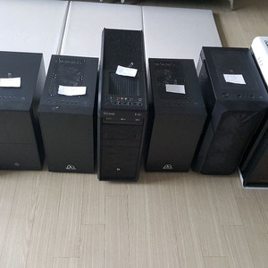 사무실 물품 정리중입니다 게이밍 컴퓨터, 사무용 컴퓨터 수량 팝니다 이미지