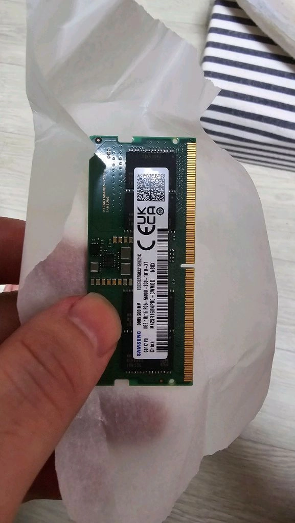 DDR5 8GB노트북 메모리 이미지