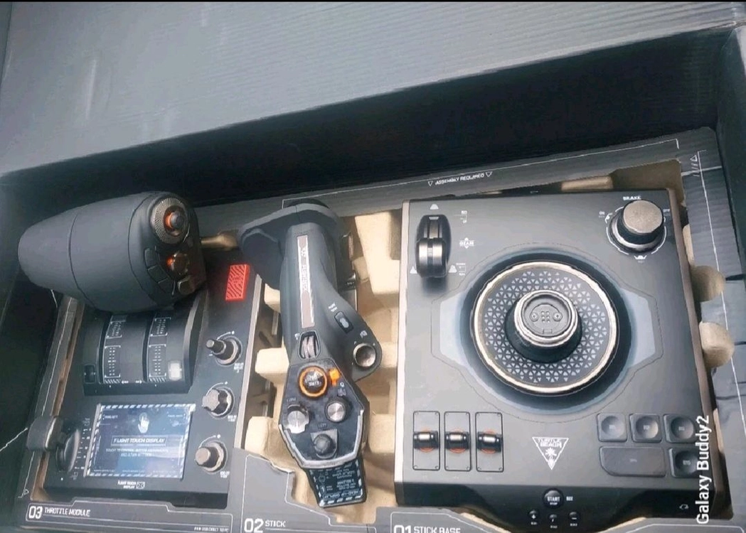 터틀비치 벨로시티원 플라이트데크 (VelocityOne Flightdeck) 판매합니다 이미지