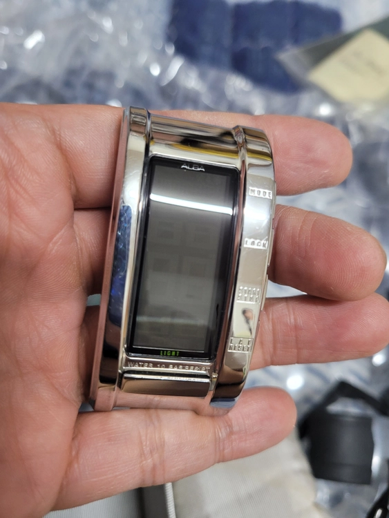 SEIKO ALBA 세이코 알바 퓨쳐웹 은장 본체만(줄없음) W440-X002 센텀롯데정품풀셋(알바웹중가장이쁨비쌈) 이미지