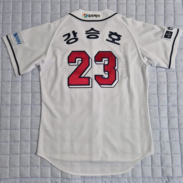 두산베어스 휠라 홈 (105) 강승호 #23 유니폼 정품 이미지
